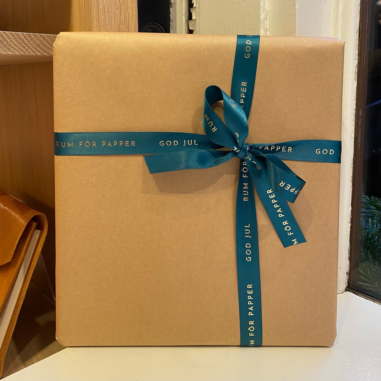 Julklappsinslagning, 4 varianter med sidenband