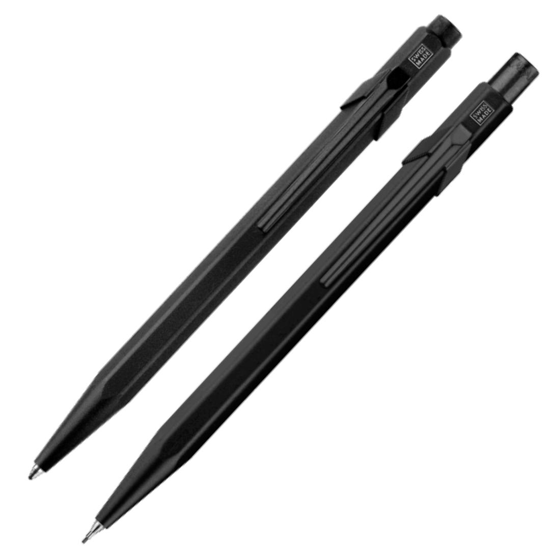 Caran d'Ache 849 Black Code skrivset, ballpoint & stiftpenna 0,7